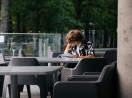 university student studying outdoors in vancouver