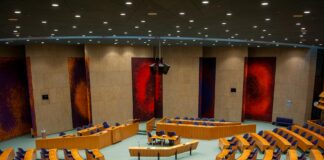 interior of house of representatives of the netherlands